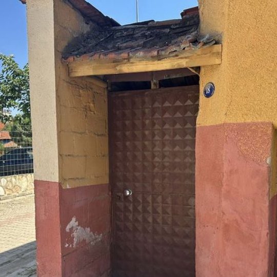 İzmir'de Vicdanları Sızlatan Olay: Kapıya Asılan Poşetten Yeni Doğmuş Bebek Çıktı!