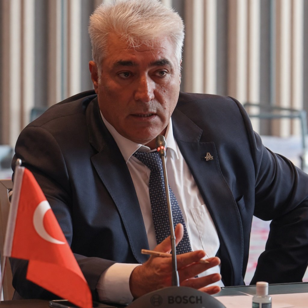 Urfalı Milyarder Feridun Geçgel’in Borsadaki Zorlu Haftası: Zirveden 5. Sıraya!