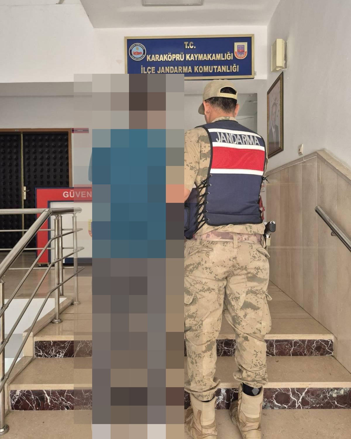 Şanlıurfa'da 6 Yıl 3 Ay Hapis Cezası Bulunan Firari Yakalandı