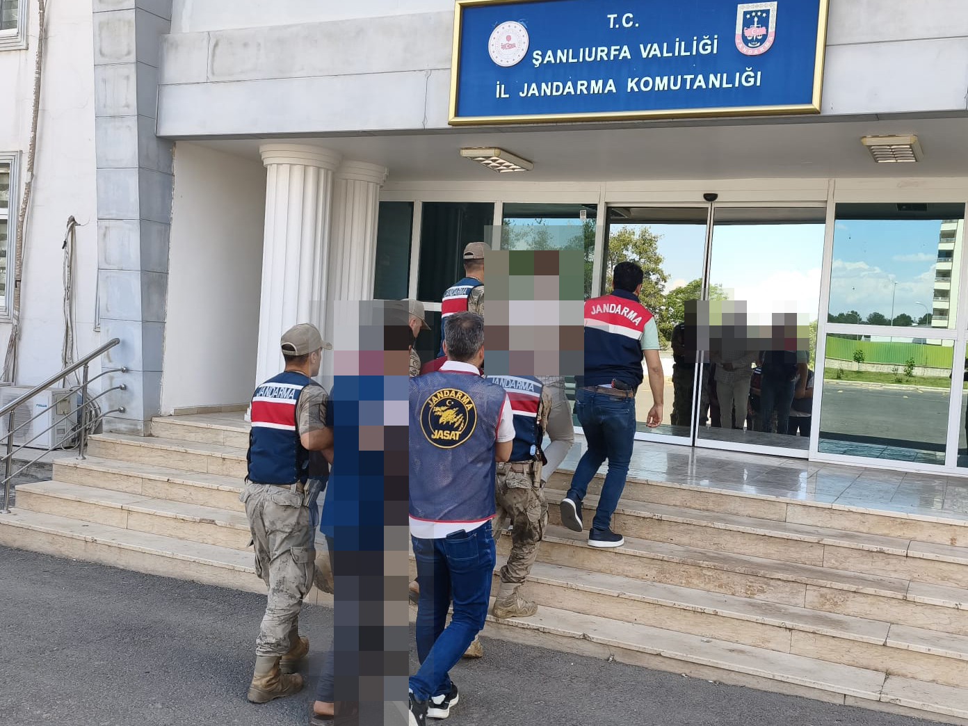 Şanlıurfa’da Göçmen Kaçakçılığına Büyük Darbe: 32 Organizatör Hakkında İşlem Başlatıldı