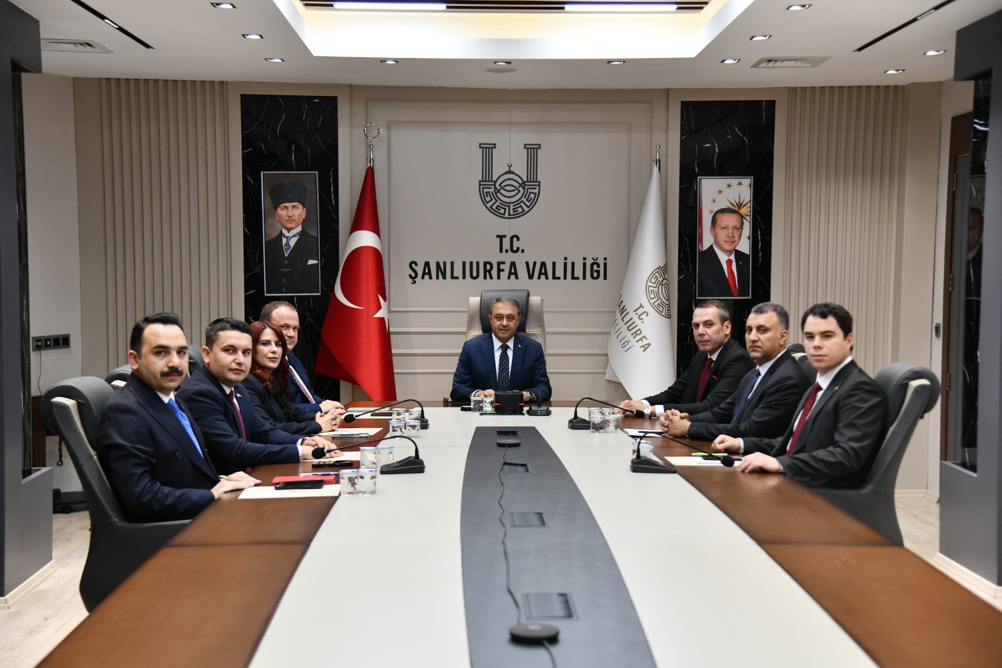 Şanlıurfa’da Mülki İdarede Görev Değişimi: Yeni İsimler Görevlerine Başladı