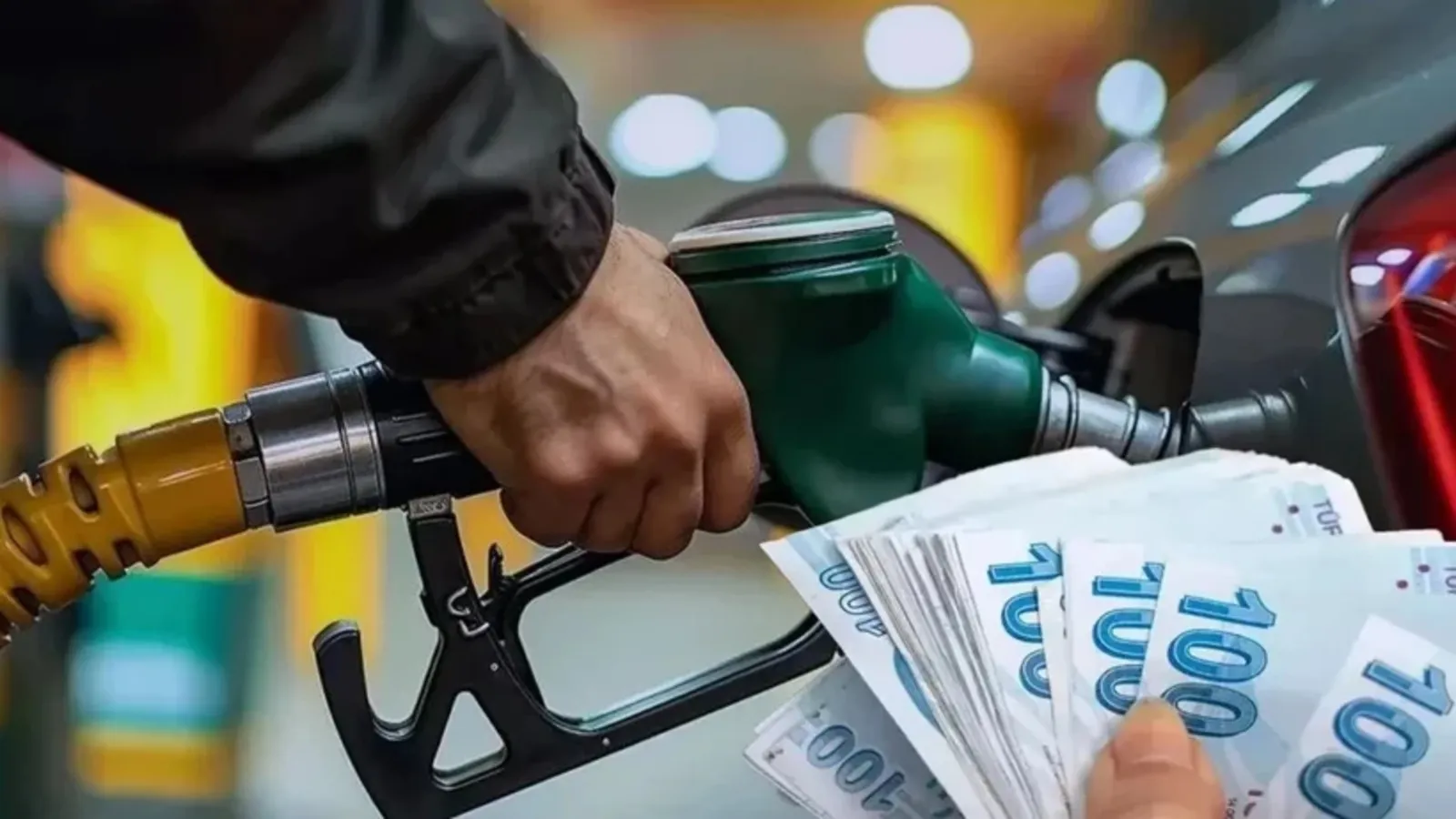 Akaryakıtta "Okkalı" Çifte Zam: Cuma Günü Tabelalar Değişiyor