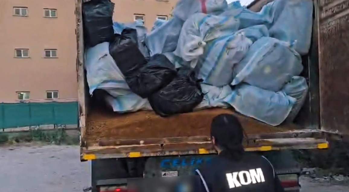 Şanlıurfa'da Dev Kaçakçılık Operasyonu: 3,5 Milyon TL'lik Kaçak Sigara Ele Geçirildi!