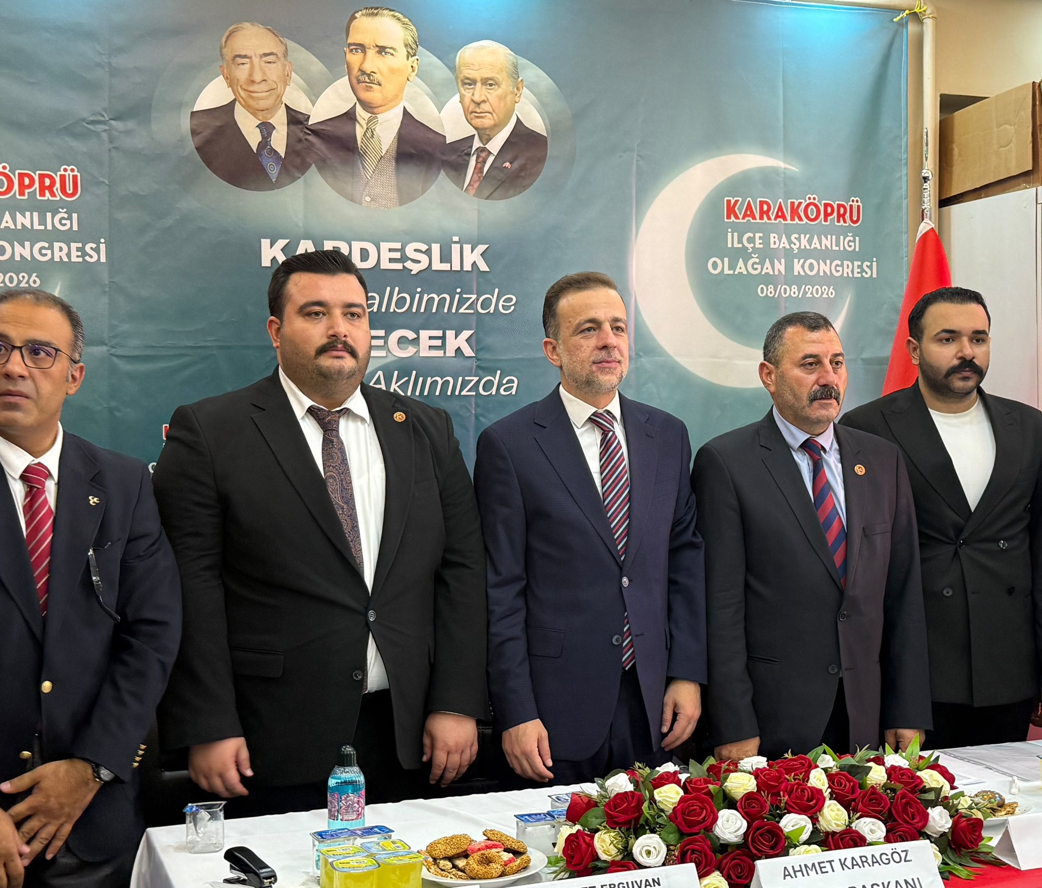 MHP KARAKÖPRÜ’DE KONGRE HEYECANI: MURAT TOPAL GÜVEN TAZELEDİ