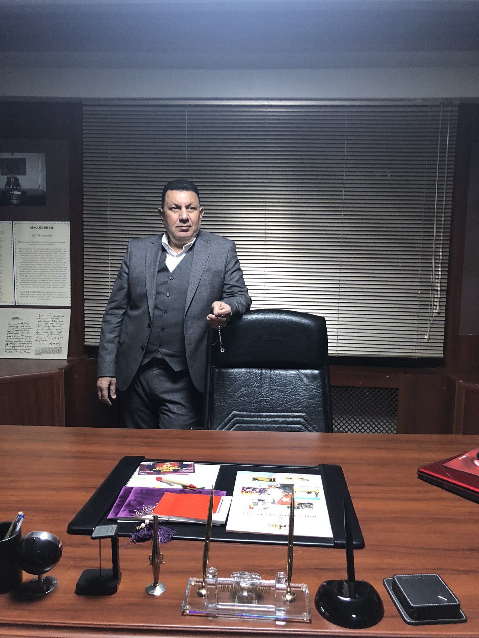MHP’Lİ İBRAHİM ÖZYAVUZ’DAN DİKKAT ÇEKEN PAYLAŞIM: "KİME GÖNDERME YAPTIĞI MERAK KONUSU OLDU"